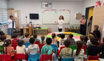 Bayraklı'dan anaokulu öğrencilerine ağız ve diş sağlığı eğitimi