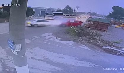 Sola dönüşte facia: 2 ölü, 4 yaralı