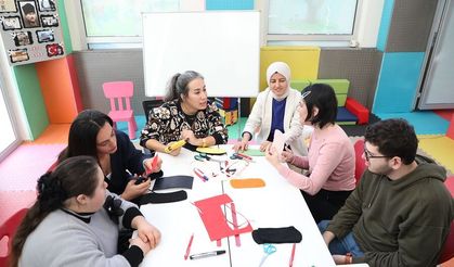 Menderes’in "Engelsiz Evi" engelli bireylere destek oluyor