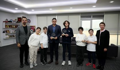 Fibonacci Robot Olimpiyatlarında Aliağa’dan 3 dünya birincisi