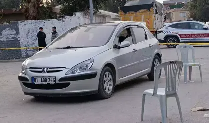 Düğünde karşılaşan husumetliler silahla çatıştı: 1 ölü, 1 yaralı