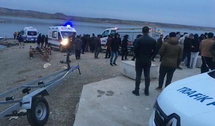 Adıyaman'da tekne alabora oldu... 1 kişi aranıyor