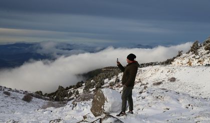 Denizli'ye mevsimin ilk karı düştü!