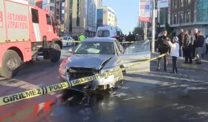 Otomobil yayalara çarptı: 2 ölü, 6 yaralı!