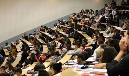 Yılbaşından sonra Meclis'te... Binlerce öğrenciye af geliyor!