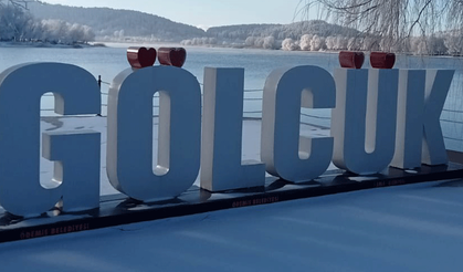 İzmir'in çatısı beyaz gelinlik giydi!