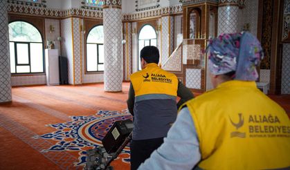 Aliağa'da Ramazan önce cami temizliği