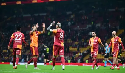 Galatasaray kupada 3'te 3 yaptı... Maçta korkutan sakatlık!