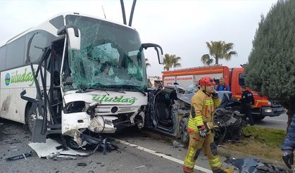 Manisa'da korkunç kaza: 6 kişi yaralandı
