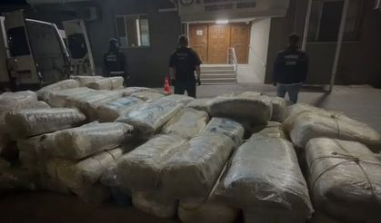 İzmir'de dev operasyon... 1 tondan fazla 'zehir' ele geçirildi!