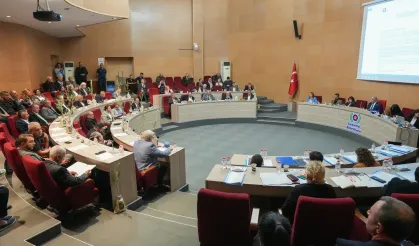Gaziemir Meclisi’nde ‘yapay zeka’ polemiği!