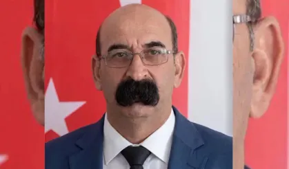 Bıyıklarıyla gündem olan ilçe başkanı: 'Sadece yakıştığı için uzattım'