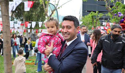 Bayraklı’da 23 Nisan bir haftaya yayıldı