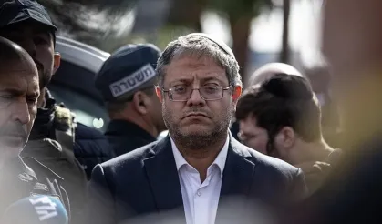 İsrailli Bakan'dan telefon iddiası: Dinleyebiliyoruz