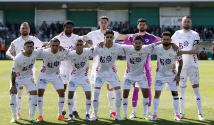 Süper Lig'e yükselen ilk takım Erzurumspor oldu