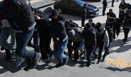 8,7 milyarlık yasa dışı bahis vurgunu... 33 ilde operasyon!