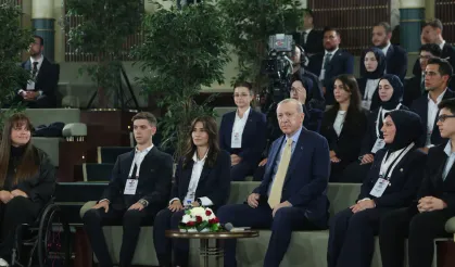 Cumhurbaşkanı Erdoğan: Sosyal medya en büyük sorun