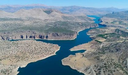 Fırat Nehri taştı, binlerce aile evsiz kaldı