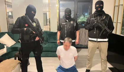 Kırmızı bültenle aranıyordu... Türkiye'de yakalandı!