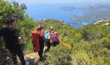 Fethiye'de yamaç paraşütü kazası: Pilot ve turist yaralandı