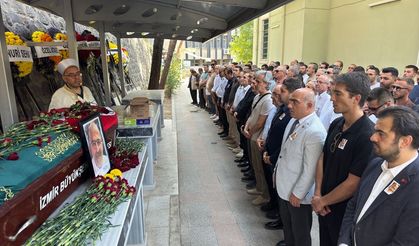 İzmir sağlık camiası yasta: Bayrakcı son yolculuğuna uğurlandı