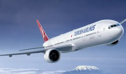 THY uçağı kaza yaptı: 267 yolcu tahliye edildi