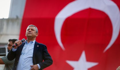 Özel, Lüleburgaz'da konuştu: Bu millete diz çöktüremezsiniz!