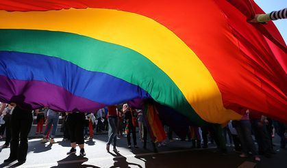 Kuşadası’ndaki tüm LGBTİ etkinlikleri yasaklandı