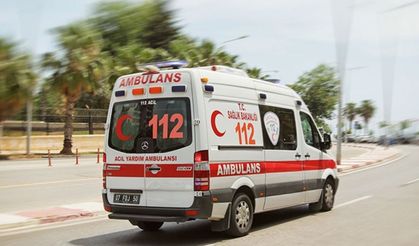 Motosiklet kamyona arkadan çarptı: 27 yaşındaki sürücü can verdi
