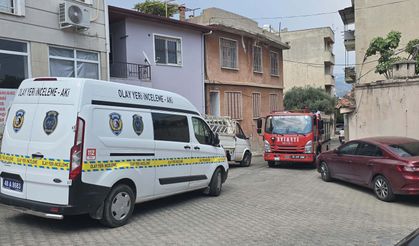Metruk evde kaçak kazıya suçüstü: 3 gözaltı