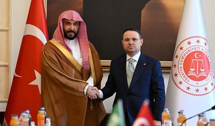 Bakan Gürlek, Suudi mevkidaşı ile görüştü