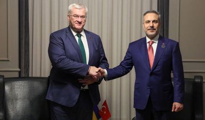Bakan Fidan, Ukraynalı mevkidaşı ile görüştü