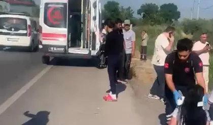 İşçi servis minibüsüyle otomobil çarpıştı; 15 yaralı!
