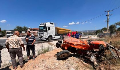 TIR ile traktör çarpıştı: 2 kişi hayatını kaybetti!