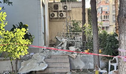 Binanın iskelesinin düştü: 3 kardeş işçi yaralandı!