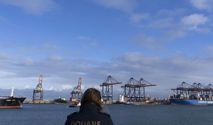 Rotterdam Limanı'nda patlama!