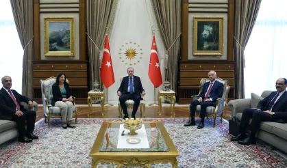 Cumhurbaşkanı Erdoğan DEM Parti heyeti ile görüştü