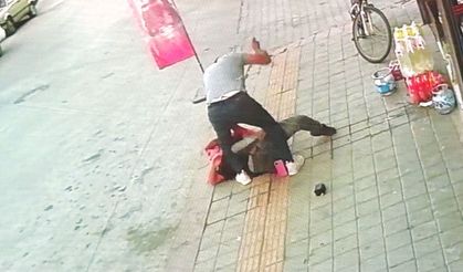 Eski eş dehşeti: Bıçakladığı kadın ağır yaralı!