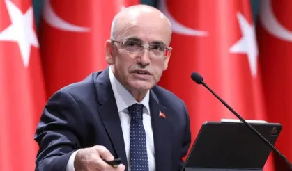 Bakan Şimşek'ten 'fon krizi' açıklaması: Yapısal bir risk yok!