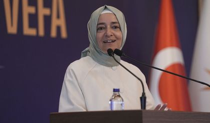 AK Parti Genel Başkan Yardımcısı Kaya görevinden affını istedi