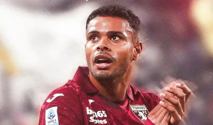 Göztepe, İngiliz futbolcu Anjorin'i transfer etti