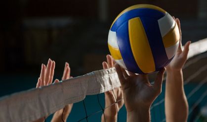İzmir'de voleybol şöleni başlıyor
