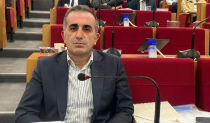 CHP'li Yeter’den Büyükşehir'de üçlü istifa!