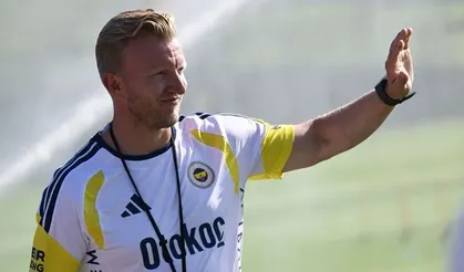 Fenerbahçe'den resmi açıklama, takım Dirk Kuyt'a emanet