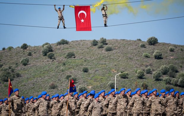 Binlerce "mavi bereli" göreve hazır!