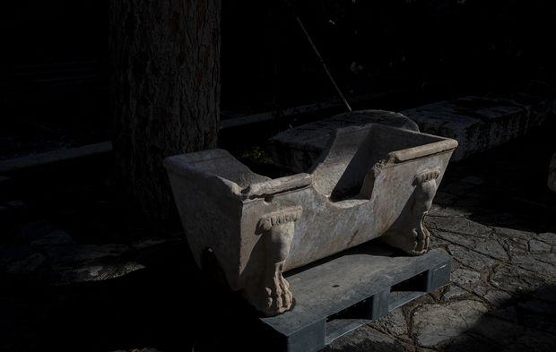 Efes'te zamanın ironisi!