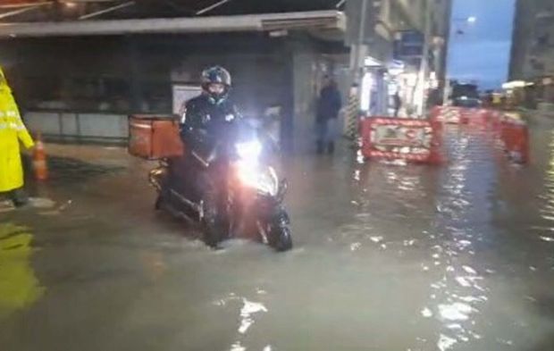 İzmir'de hayat felç oldu!