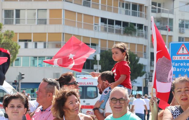 İzmir'de 30 Ağustos gururu