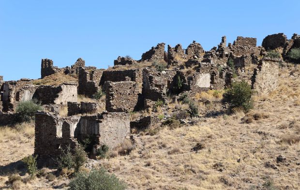 İzmir'de mübadelenin sessiz tanığı: Sazak köyü