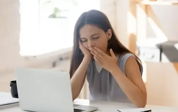 Gün içinde gözleri kapananlar dikkat! Nedeni sandığınız şey olmayabilir